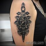 Прикольный вариант готовой тату кинжал и роза – рисунок подойдет для тату кинжал и роза и череп
