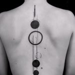 Уникальный вариант нанесенной татуировки круг – рисунок подойдет для тату узоры круг