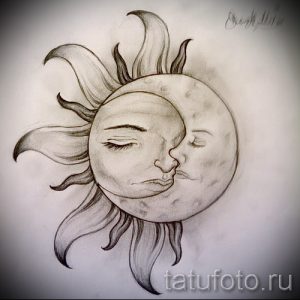 Фото тату: Эскиз татуировки с изображением солнца и луны, соприкасающихся лицами, выполненный в мягких тонах с использованием штриховки.