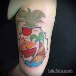 Уникальный вариант нанесенной тату ананас – рисунок подойдет для тату ананас на ноге