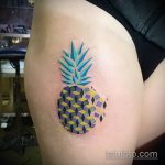 Оригинальный вариант нанесенной тату ананас – рисунок подойдет для тату ананас акварель