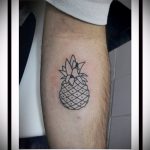 Зачетный пример готовой татуировки ананас – рисунок подойдет для тату ананас на руке