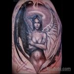 Интересный пример выполненной тату ангел и демон – рисунок подойдет для татуировка ангел и демон