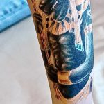 Уникальный вариант выполненной татуировки Анубис – рисунок подойдет для тату анубис на руке
