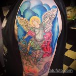 Уникальный вариант готовой татуировки Архангел Михаил – рисунок подойдет для тату архангела михаила на плече