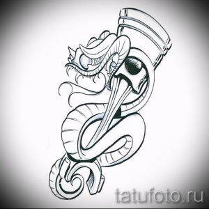 Черно-белый эскиз татуировки с изображением дракона, обвивающего поршень двигателя. Оригинальный рисунок для автолюбителей.