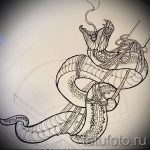 Интересный вариант татуировки эскиз змеи – можно использовать для тату змея на лопатке