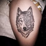 фото тату волчица №917 - эксклюзивный вариант рисунка, который хорошо можно использовать для переработки и нанесения как тату волчица на запястье
