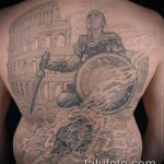 фото тату гладиатор №131 - крутой вариант рисунка, который хорошо можно использовать для переработки и нанесения как тату гладиатор на плече
