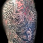 фото тату грифон №853 - прикольный вариант рисунка, который успешно можно использовать для преобразования и нанесения как тату грифон птица