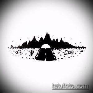 Черно-белый эскиз татуировки с изображением палатки в горах, кактусов и силуэтов животных. Стиль минимализм и графика.