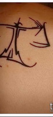 тату весы (зодиак) (значение) — пример интересного рисунка тату — 014 tatufoto.com