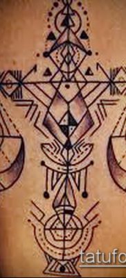 тату весы (зодиак) (значение) — пример интересного рисунка тату — 026 tatufoto.com