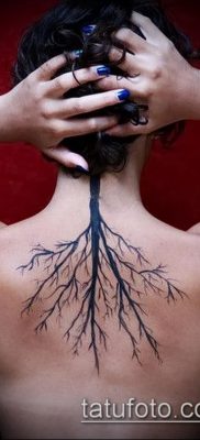 тату дерево с корнями (значение) — пример интересного рисунка тату — 013 tatufoto.com