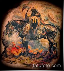 тату топор фото (значение) - пример интересного рисунка тату - 008 tatufoto.com