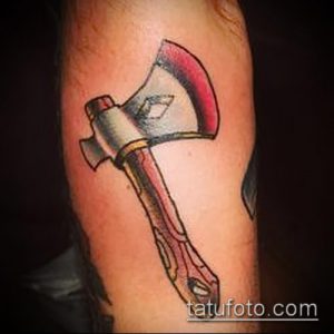 тату топор фото (значение) - пример интересного рисунка тату - 009 tatufoto.com