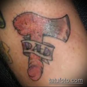 тату топор фото (значение) - пример интересного рисунка тату - 015 tatufoto.com