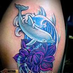 фото тату дельфин №893 - классный вариант рисунка, который хорошо можно использовать для переработки и нанесения как фото тату дельфина на запястье