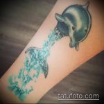 фото тату дельфин №302 - крутой вариант рисунка, который хорошо можно использовать для переделки и нанесения как фото тату дельфин на лодыжке