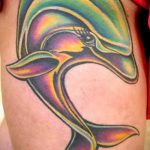 фото тату дельфин №180 - достойный вариант рисунка, который успешно можно использовать для переделки и нанесения как фото тату дельфин на ноге