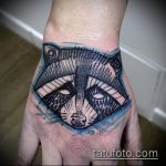 фото тату енот №977 - эксклюзивный вариант рисунка, который успешно можно использовать для доработки и нанесения как тату эскизы енот на плечо