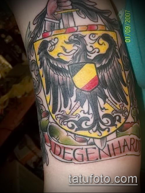 German tattoo. Немецкий флаг тату. Тату герб Германии. Наколки ГСВГ. Наколка германский герб.