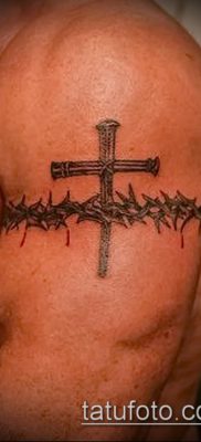 фото тату терновник (значение) — пример интересного рисунка тату — 004 tatufoto.com