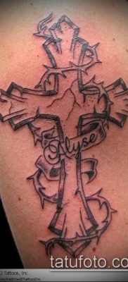 фото тату терновник (значение) — пример интересного рисунка тату — 018 tatufoto.com