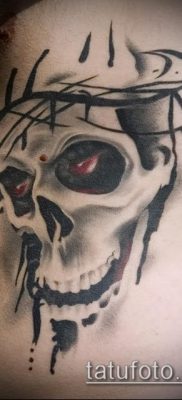 фото тату терновник (значение) — пример интересного рисунка тату — 027 tatufoto.com