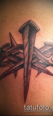 фото тату терновник (значение) — пример интересного рисунка тату — 033 tatufoto.com
