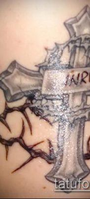 фото тату терновник (значение) — пример интересного рисунка тату — 045 tatufoto.com