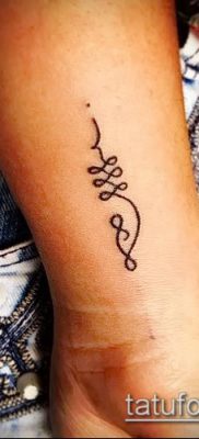 фото тату Уналоме (tattoo Unalome) (значение) — пример рисунка — 033 tatufoto.com