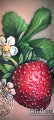 фото тату клубника (Strawberry Tattoos) (значение) — пример рисунка — 057 tatufoto.com