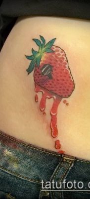 фото тату клубника (Strawberry Tattoos) (значение) — пример рисунка — 059 tatufoto.com