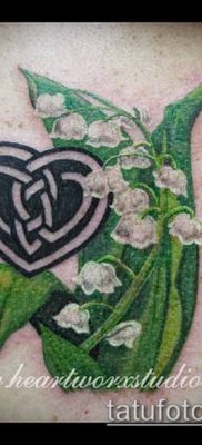 фото тату ландыши (lilies of the valley tattoo) (значение) — пример рисунка — 006 tatufoto.com