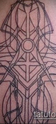 фото тату на ляжке (tattoo Masons) (значение) — пример рисунка — 048 tatufoto.com