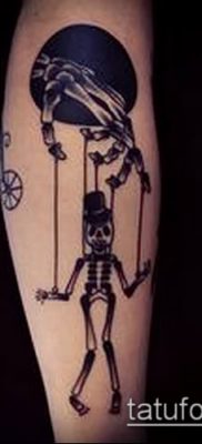 фото тату нитки с марионетка (tattoo) (значение) — пример рисунка — 023 tatufoto.com