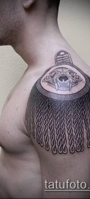 фото тату погон (tattoo epaulettes) (значение) — пример рисунка — 011 tatufoto.com