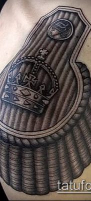 фото тату погон (tattoo epaulettes) (значение) — пример рисунка — 027 tatufoto.com