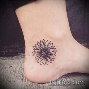 фото тату подсолнух (значение) - пример интересного рисунка тату - 035 tatufoto.com
