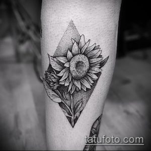 фото тату подсолнух (значение) - пример интересного рисунка тату - 041 tatufoto.com