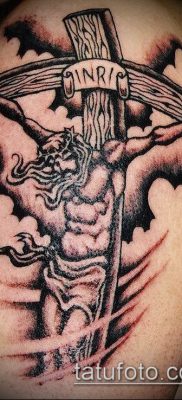 фото тату распятие (crucifix tattoo) (значение) — пример рисунка — 013 tatufoto.com