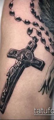 фото тату распятие (crucifix tattoo) (значение) — пример рисунка — 038 tatufoto.com