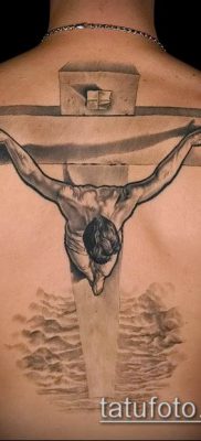 фото тату распятие (crucifix tattoo) (значение) — пример рисунка — 048 tatufoto.com