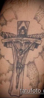 фото тату распятие (crucifix tattoo) (значение) — пример рисунка — 051 tatufoto.com