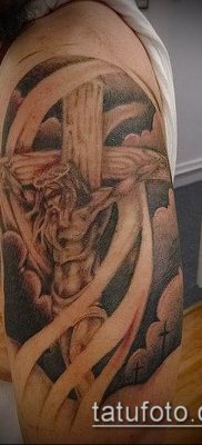 фото тату распятие (crucifix tattoo) (значение) — пример рисунка — 052 tatufoto.com