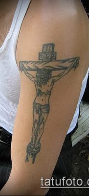 фото тату распятие (crucifix tattoo) (значение) — пример рисунка — 053 tatufoto.com