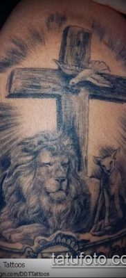 фото тату распятие (crucifix tattoo) (значение) — пример рисунка — 069 tatufoto.com