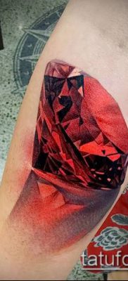 фото тату рубин (ruby tattoo) (значение) — пример рисунка — 028 tatufoto.com