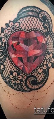 фото тату рубин (ruby tattoo) (значение) — пример рисунка — 049 tatufoto.com